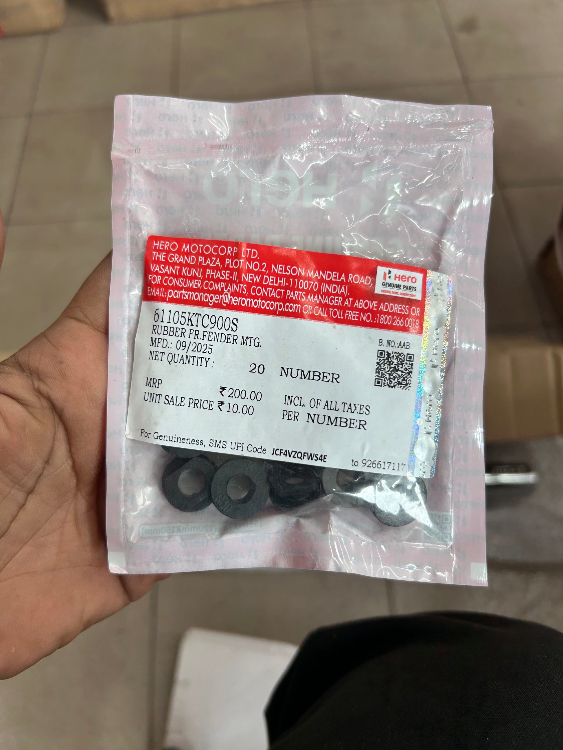 Hero 61105KTC900S front fender mounting rubber