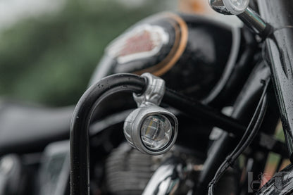 Genuine Royal Enfield silver fog lights KXA00064 kit installed on new bullet 350