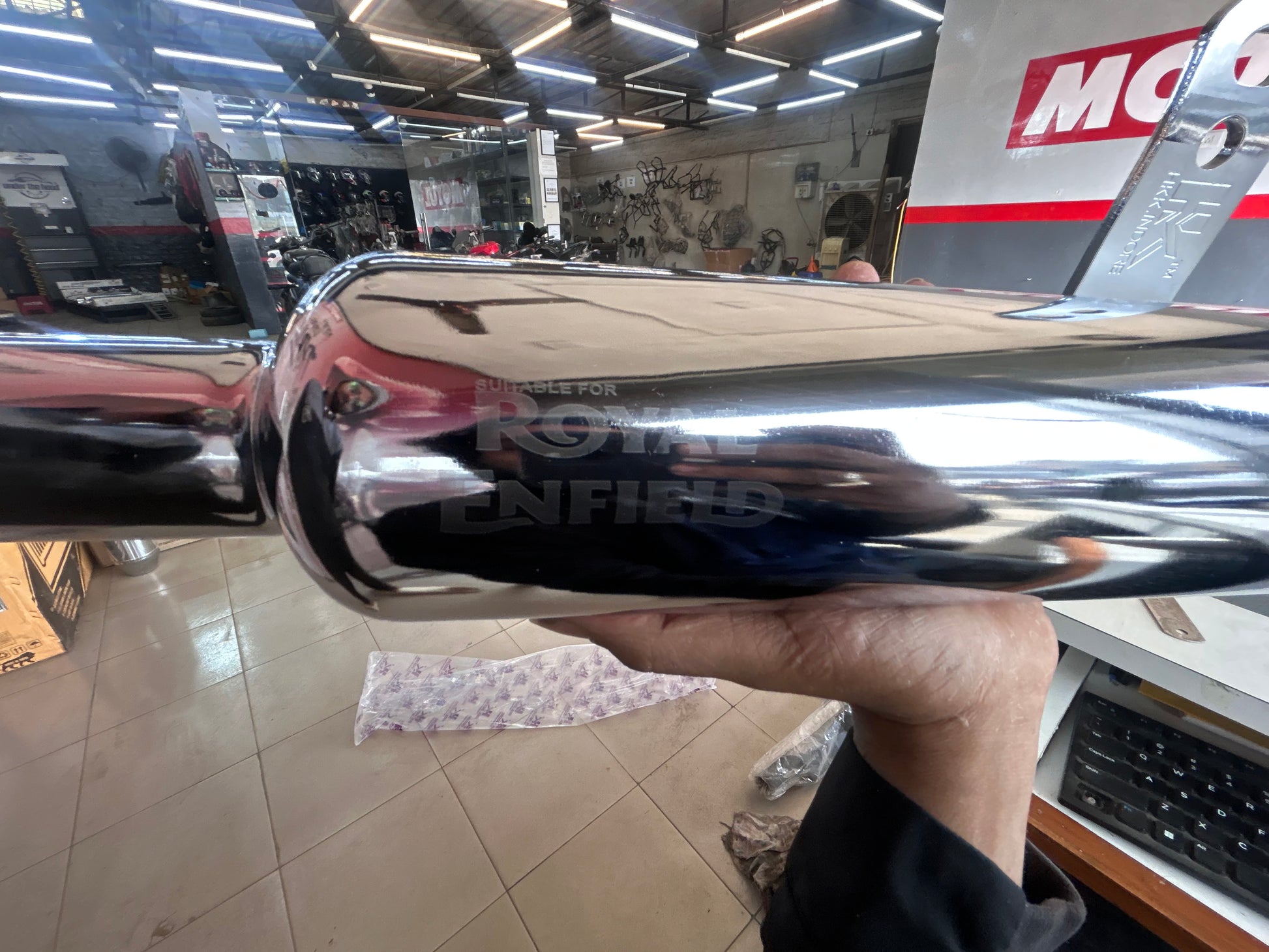 HK Indori without-plate chrome exhaust for Royal Enfield UCE Classic 350, Bullet/Standard 350 & Electra 350. Thumpy sound, Zed clamp.