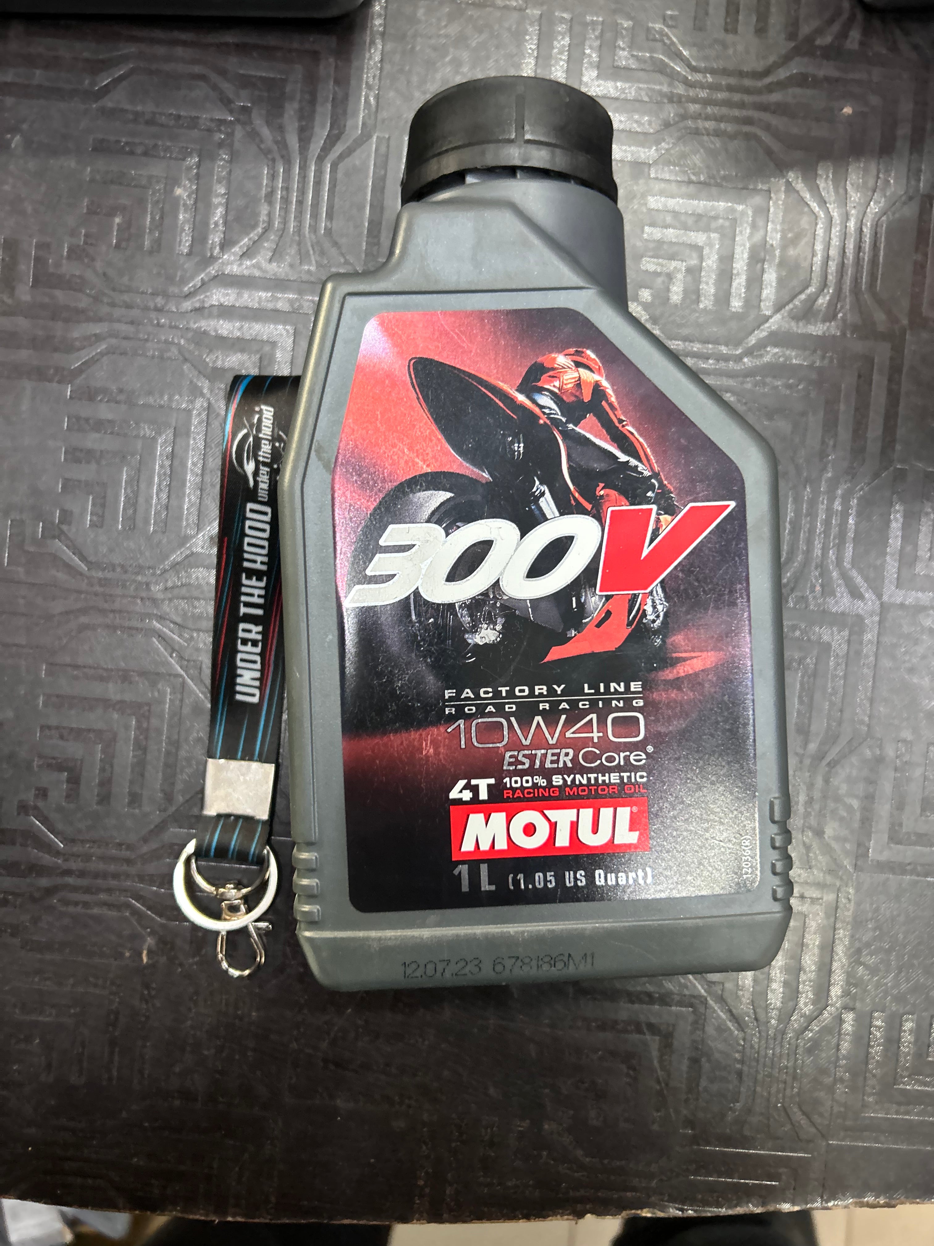 Motul 300V 4T 10W40 / 15W50 1L Racing Oil – Genuine – UNDER THE HOOD