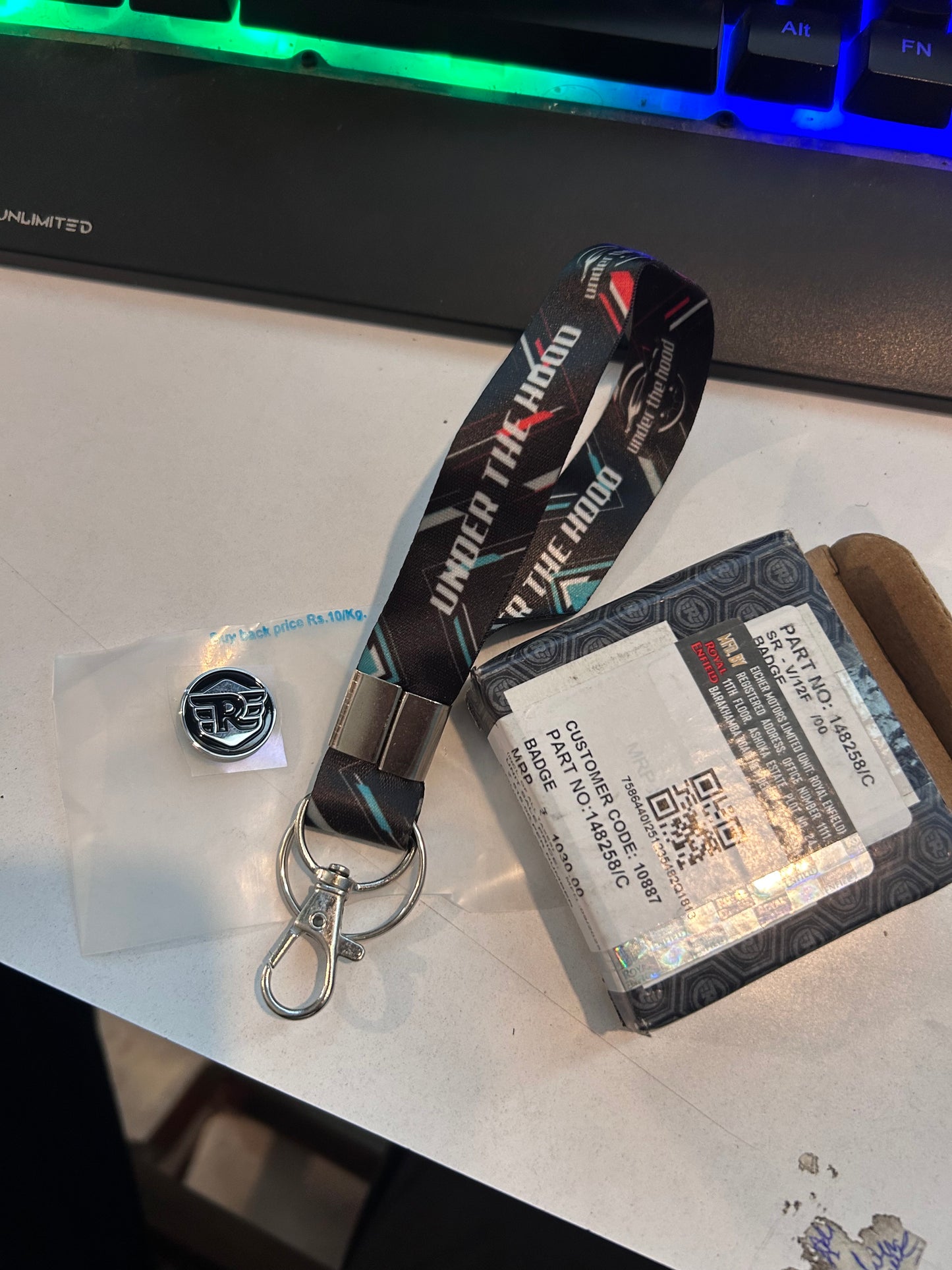 Royal Enfield 148258/C top-yoke badge – Continental GT 650