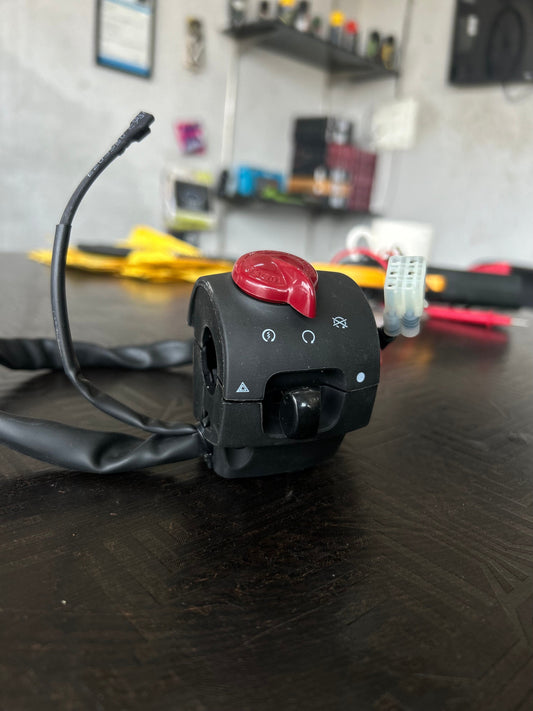 Royal Enfield RAC00055/B right-hand switch module black plastic