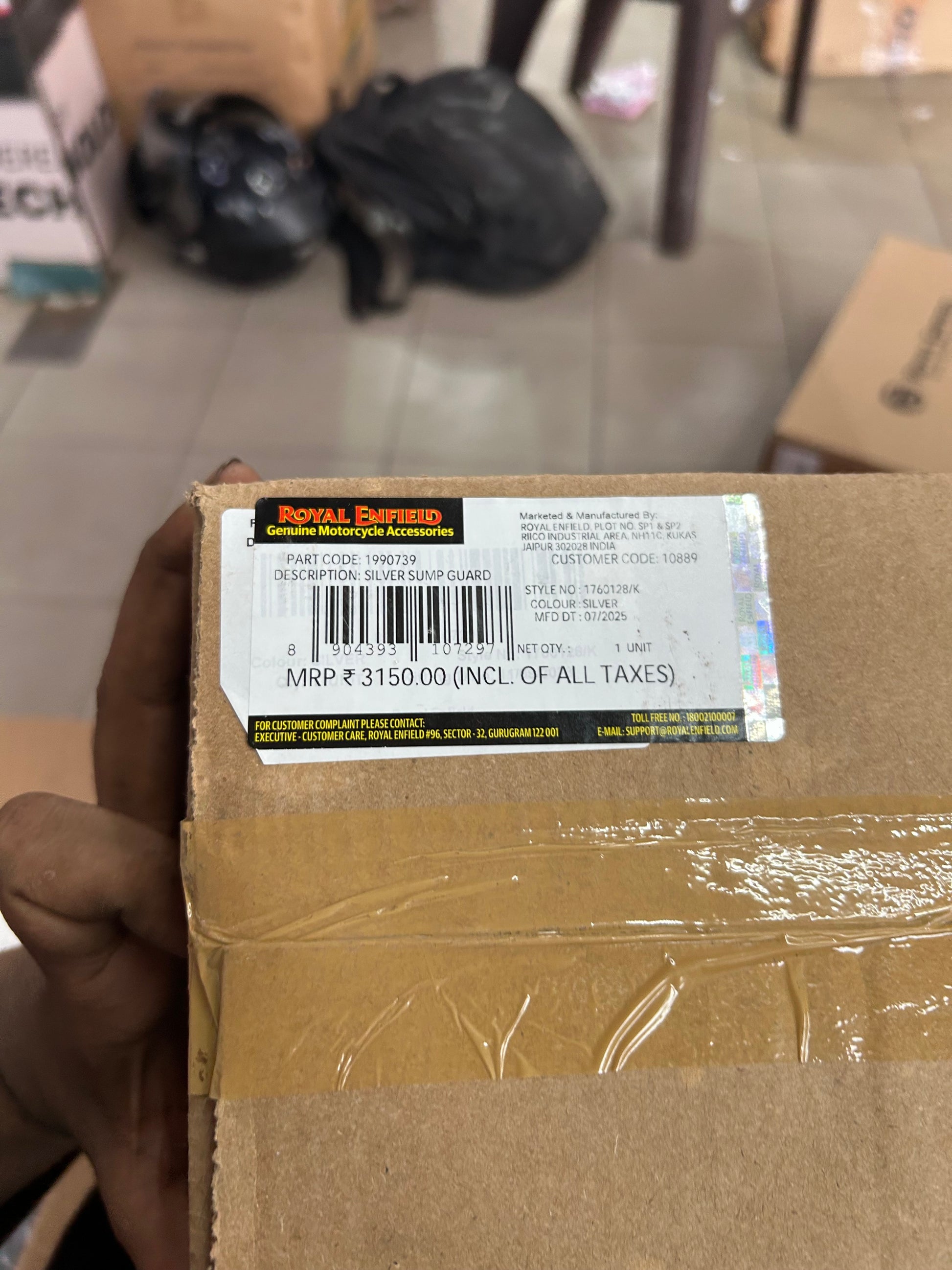 Royal Enfield 1990739 – Silver Sump Guard