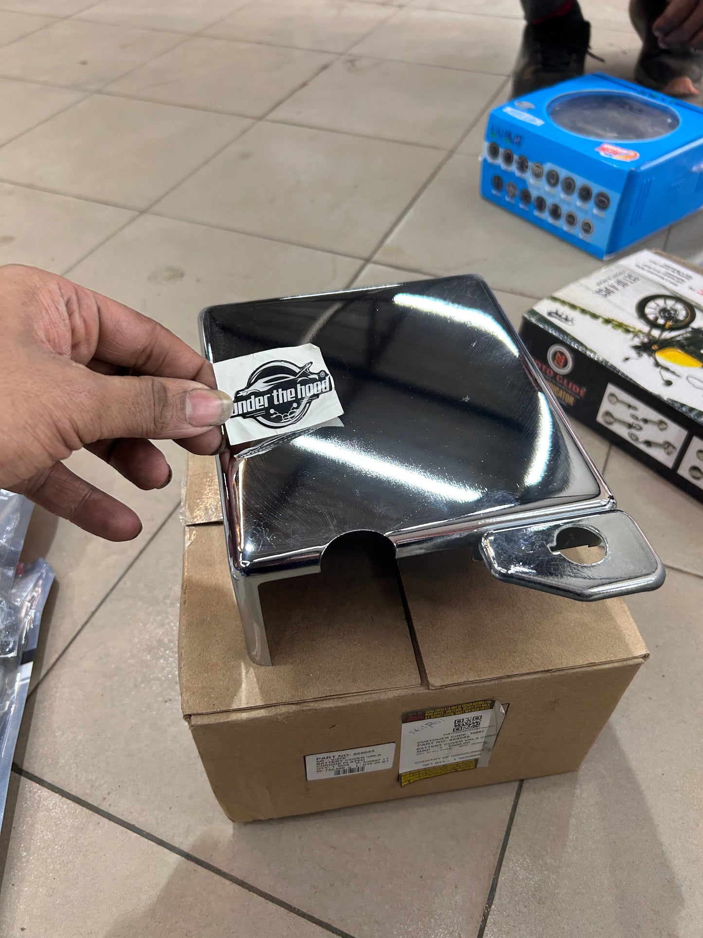 Royal Enfield 868055 battery cover VRLA chrome plated for Bullet 350 ES Disc BSIV