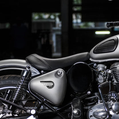 Classic UCE side view with low ride seat variant 1990703