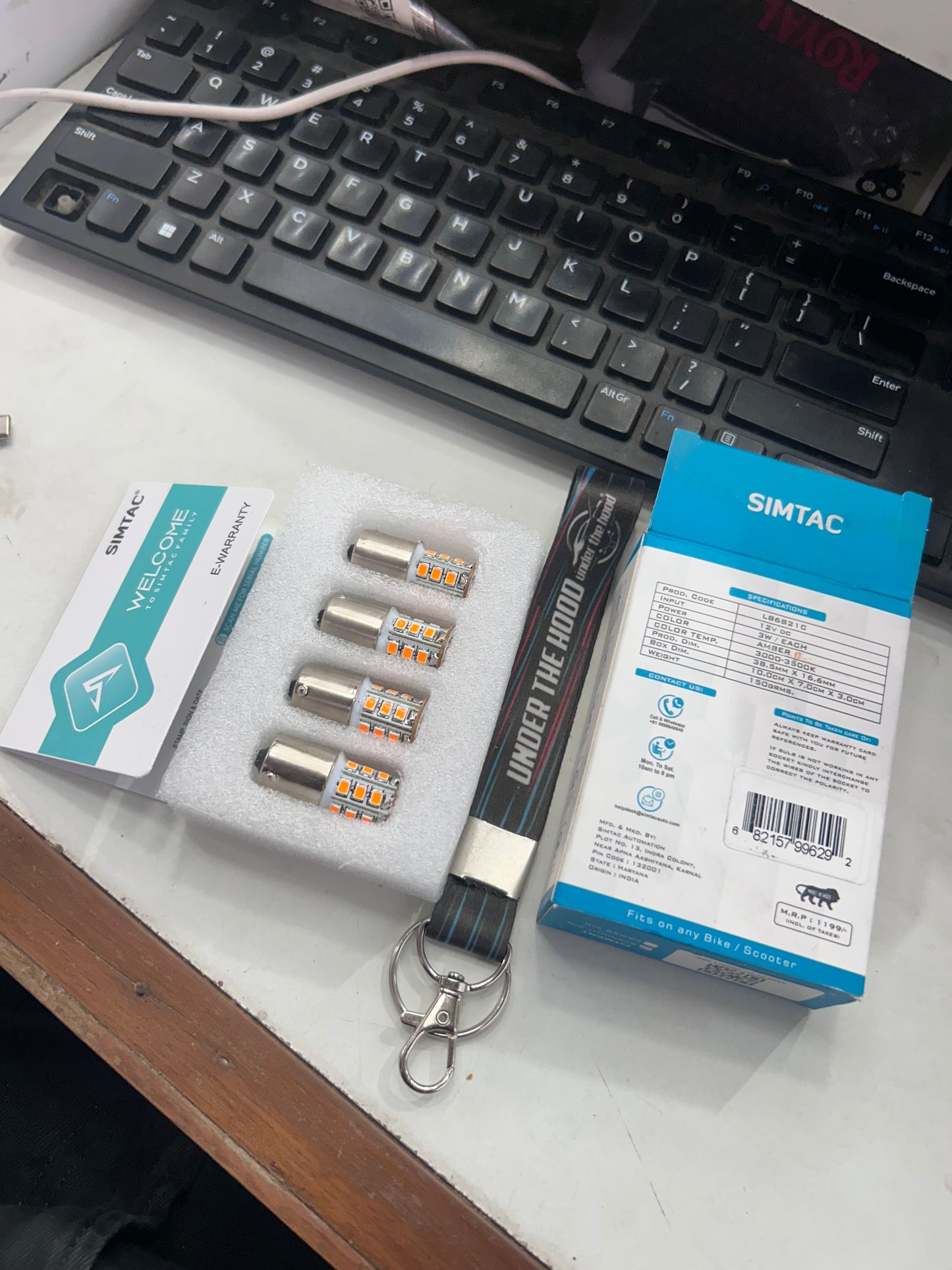 Simtac LB6S21C 360 degree amber LED indicator bulbs straight pin pack of 4