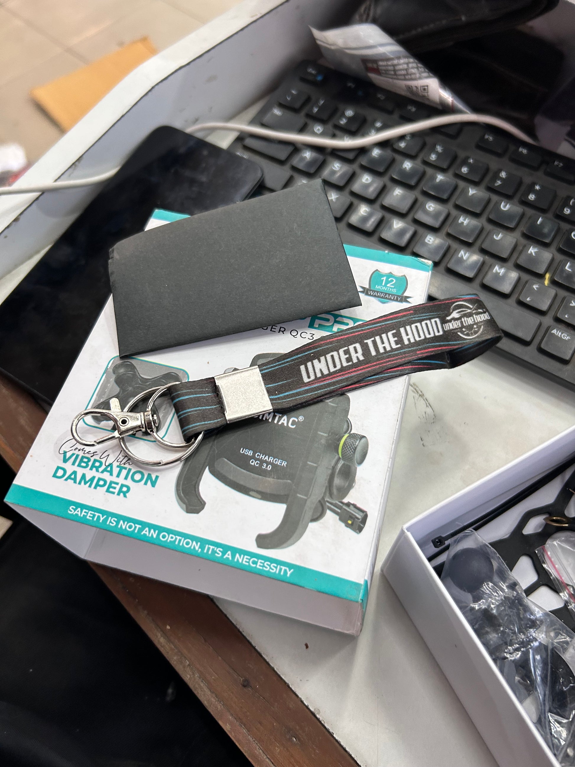 Simtac Super Grip Pro Mobile Holder with QC3.0 Charger & Vibration Damper – Universal Bike & Scooter Phone Mount