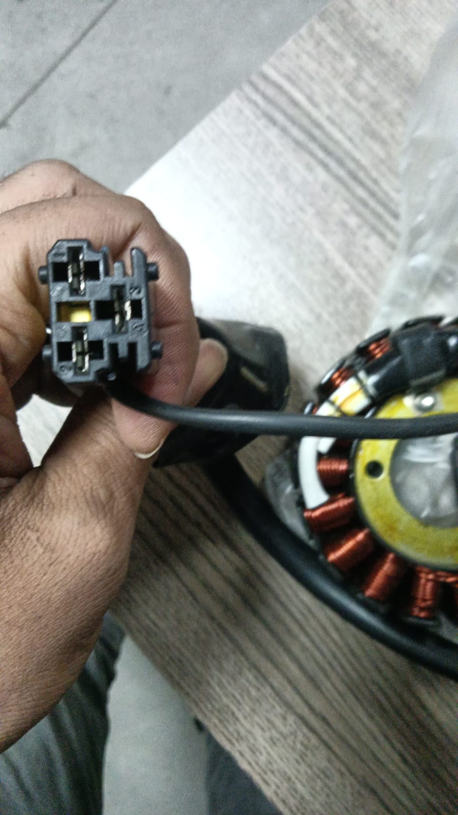 Royal Enfield 574381/C ACG Assembly – Alternator Coil for Himalayan BS3