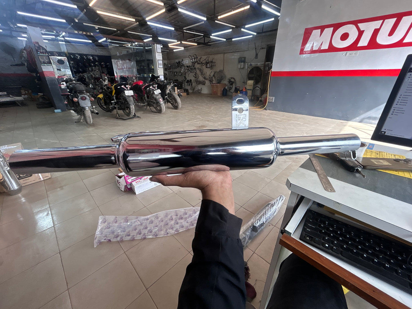 HK Indori without plate chrome exhaust silencer for Royal Enfield Classic 350 UCE