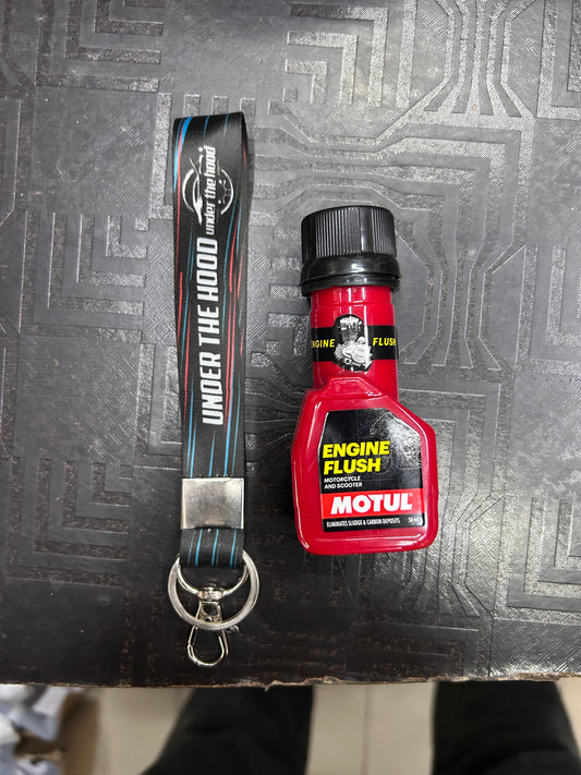 Motul Engine Flush for motorcycles and scooters