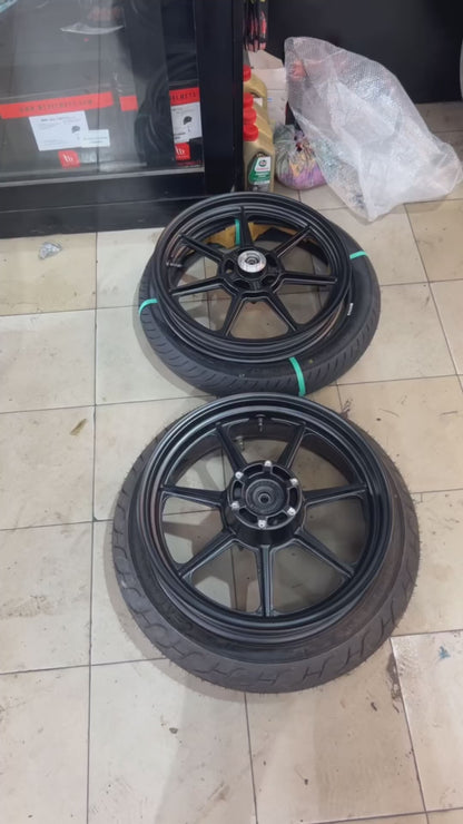 GT 650 & INTERCEPTOR 650 – ORIGINAL ALLOYS GT 650 ALLOY WHEEL Set Of Two Front & Rear