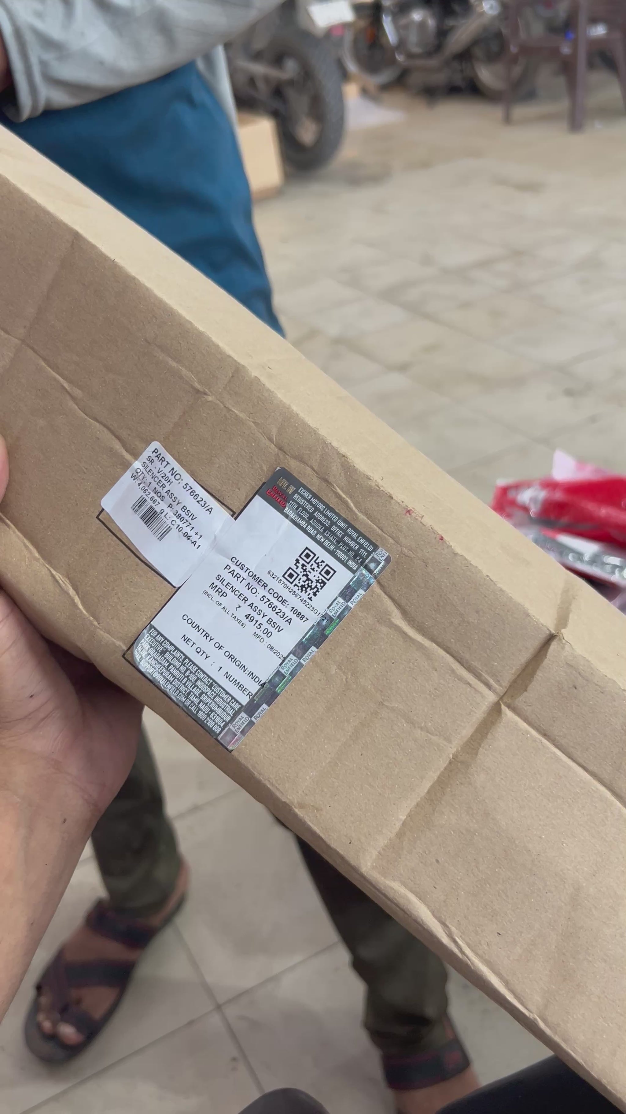 576623/A Genuine Royal Enfield BSIV silencer (Bullet 350)