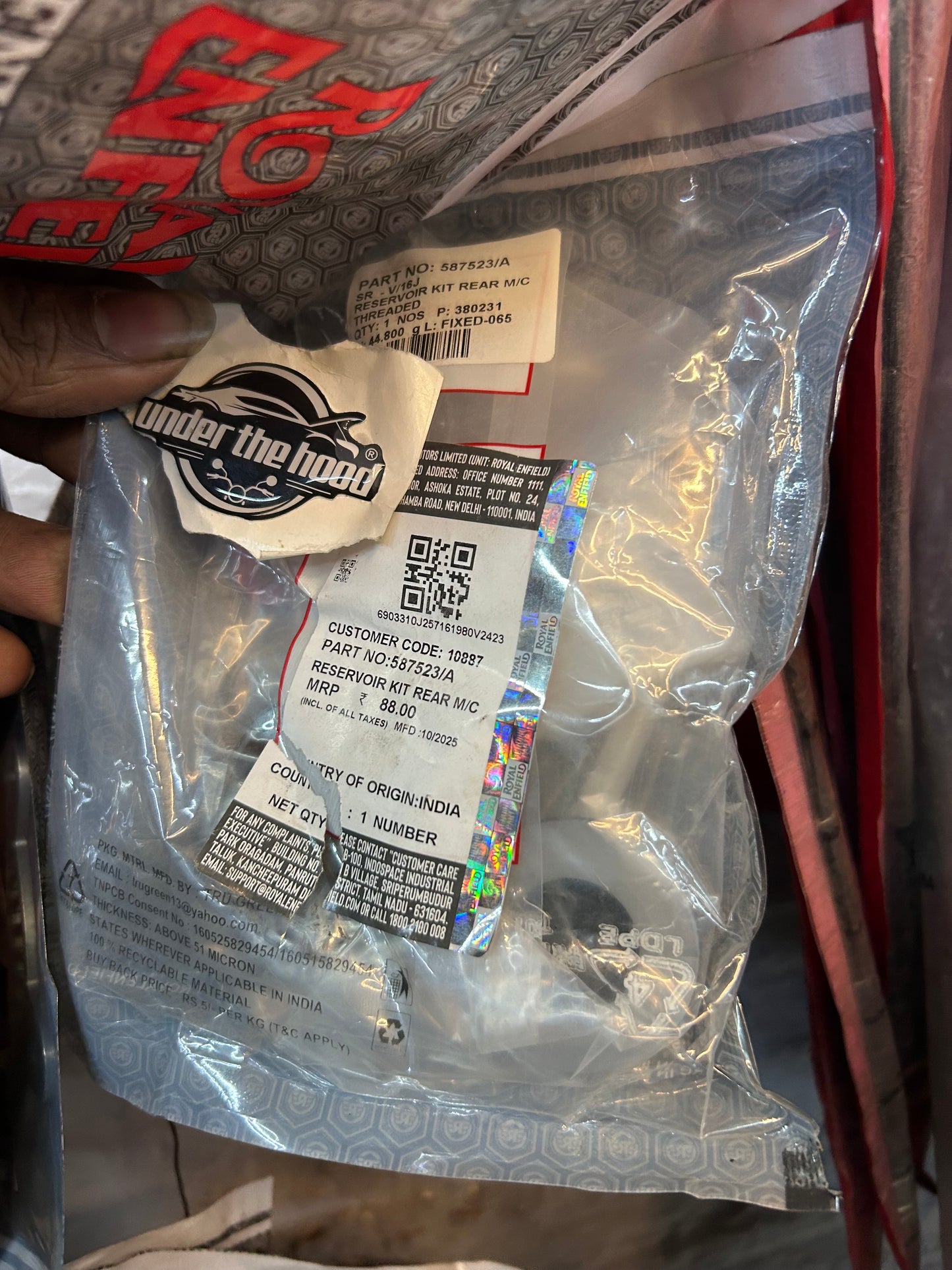 Royal Enfield Genuine Reservoir Kit – Rear Master Cylinder (Threaded)