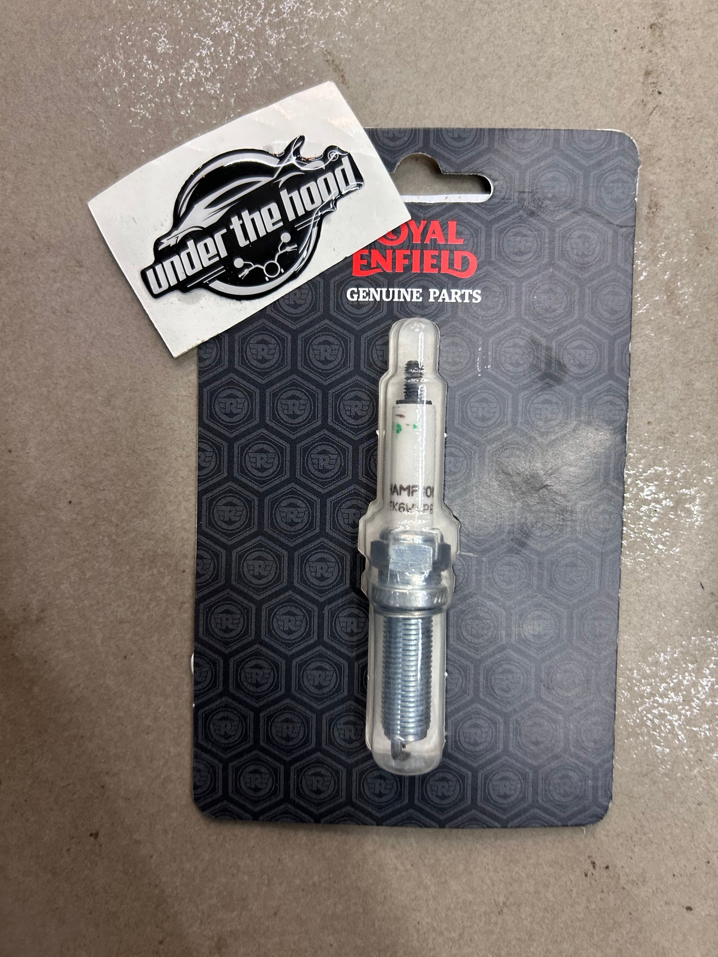 RLV00022/A part number reference for Himalayan 450 / Guerrilla 450 spark plug
