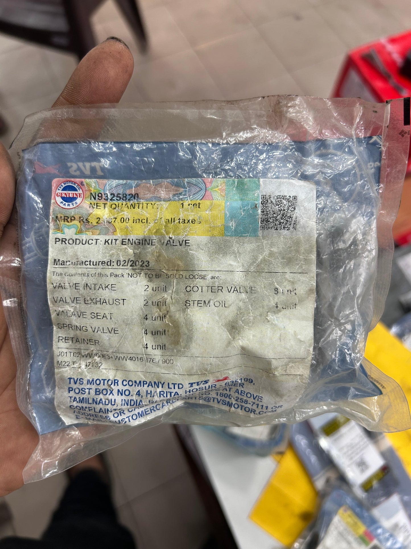 TVS N9325820 Genuine Engine Valve Kit for Apache RTR 200 4V and RTR 160 4V – Intake Exhaust Valves, Seats, Springs, Oil Seals