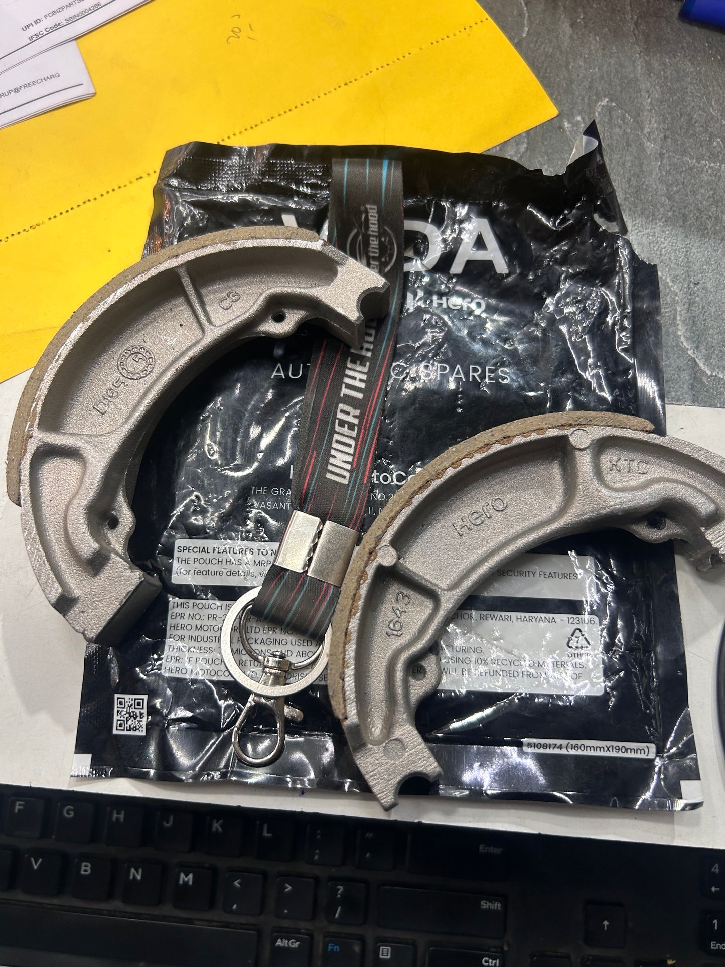 vida-electric-scooter-drum-brake-shoe-set